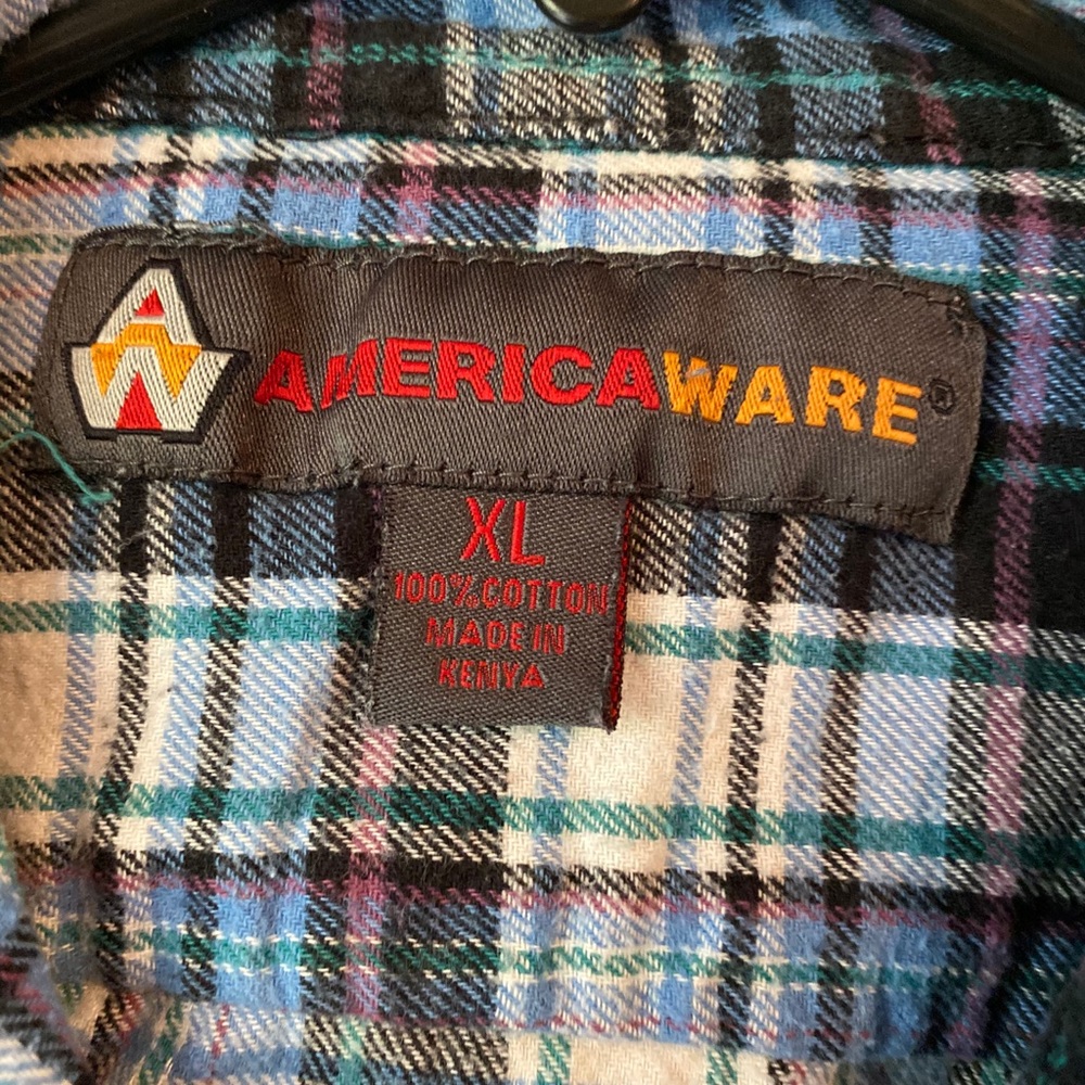 Shirt - Picture 3 of 3